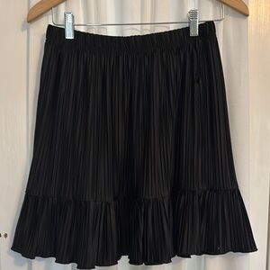 Elegant Black Pleated Skirt